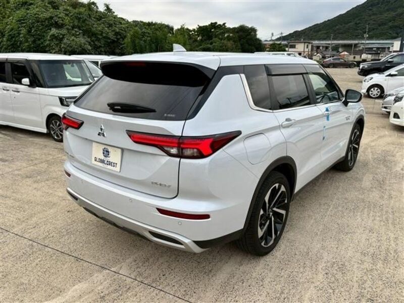 OUTLANDER PHEV