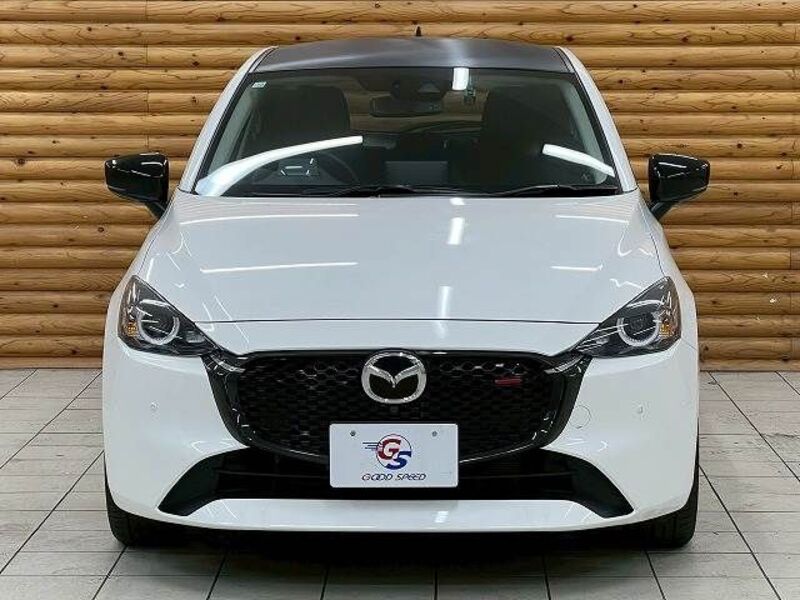 MAZDA2