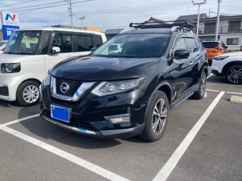 X-TRAIL