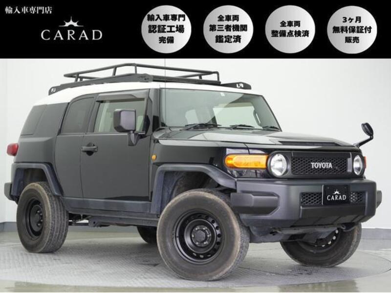 TOYOTA FJ CRUISER