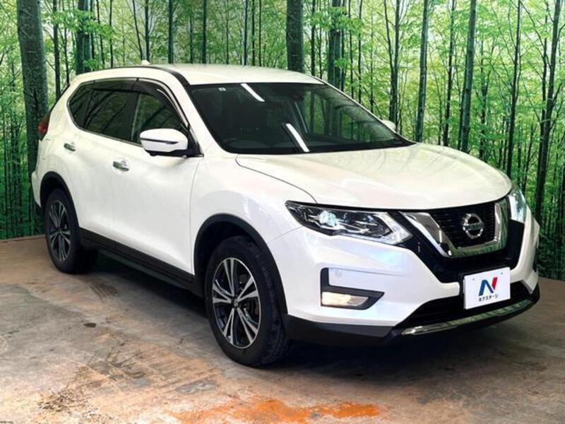X-TRAIL