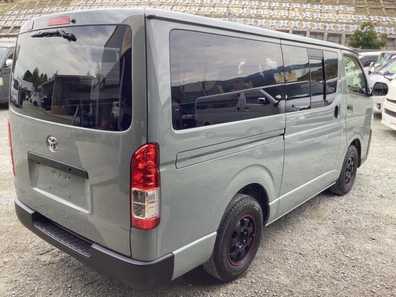 HIACE VAN