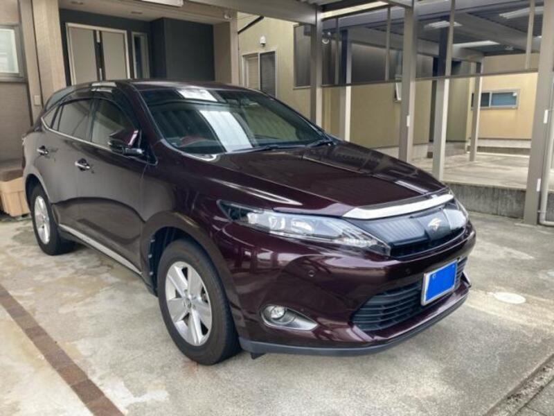 TOYOTA HARRIER
