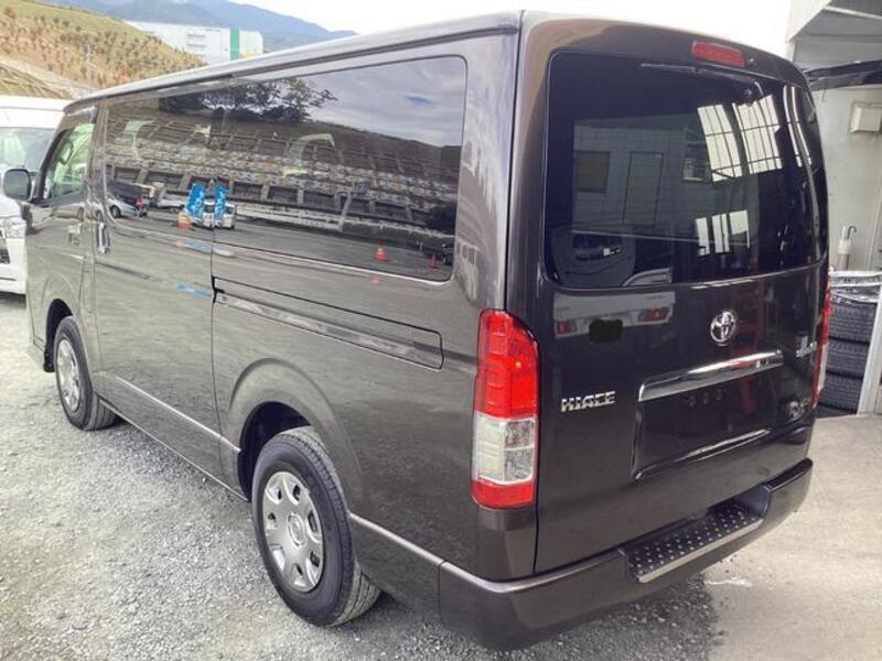 HIACE VAN