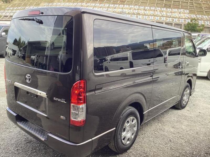 HIACE VAN