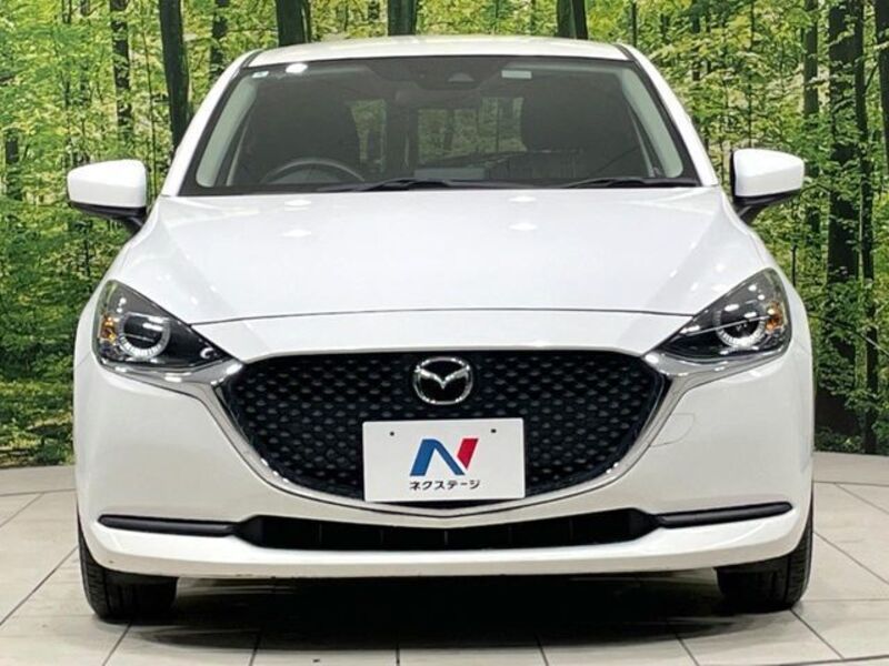MAZDA2