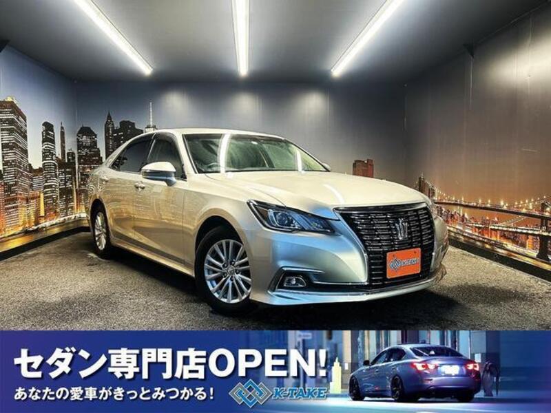 TOYOTA CROWN