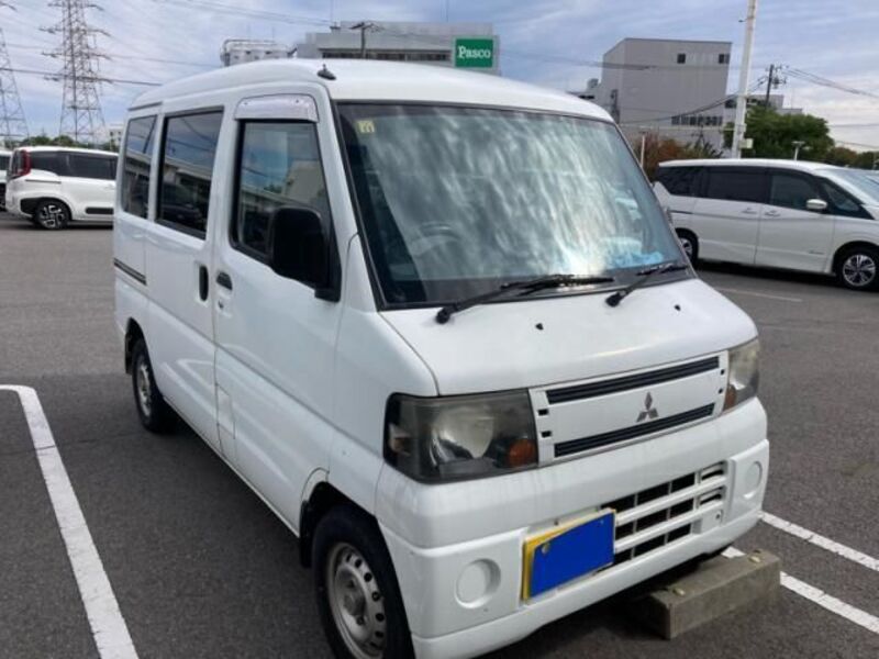 MITSUBISHI MINICAB VAN