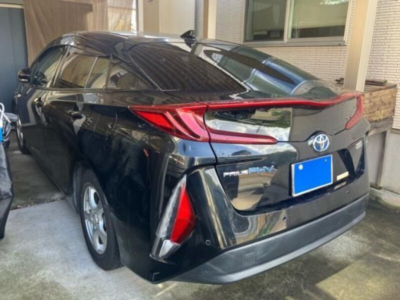 PRIUS PHV