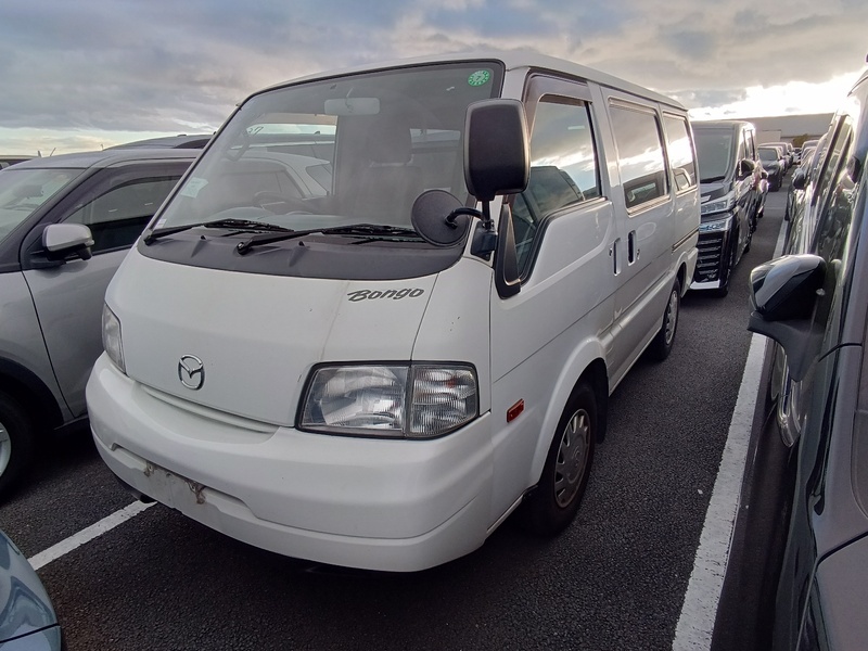 MAZDA BONGO VAN