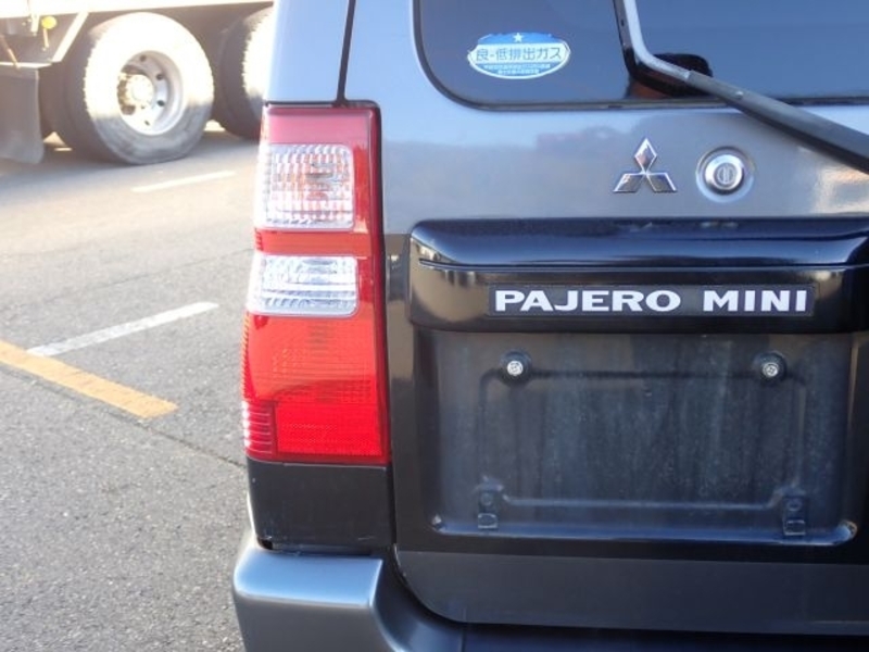 PAJERO MINI