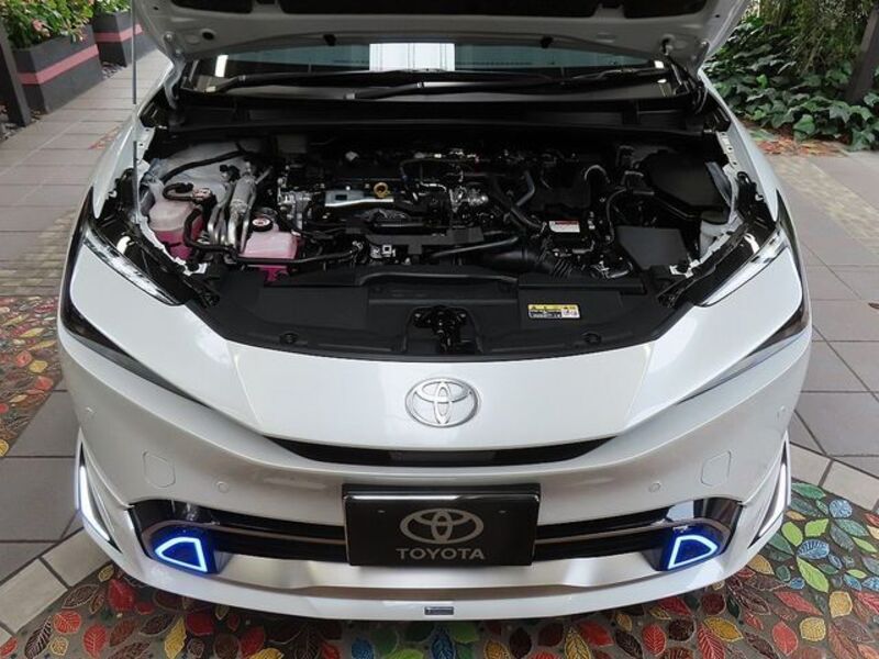 PRIUS PHV
