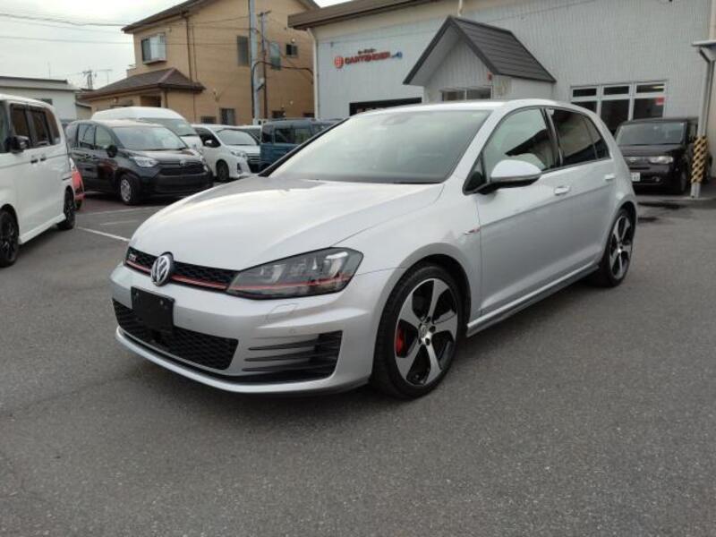 VOLKSWAGEN GOLF GTI