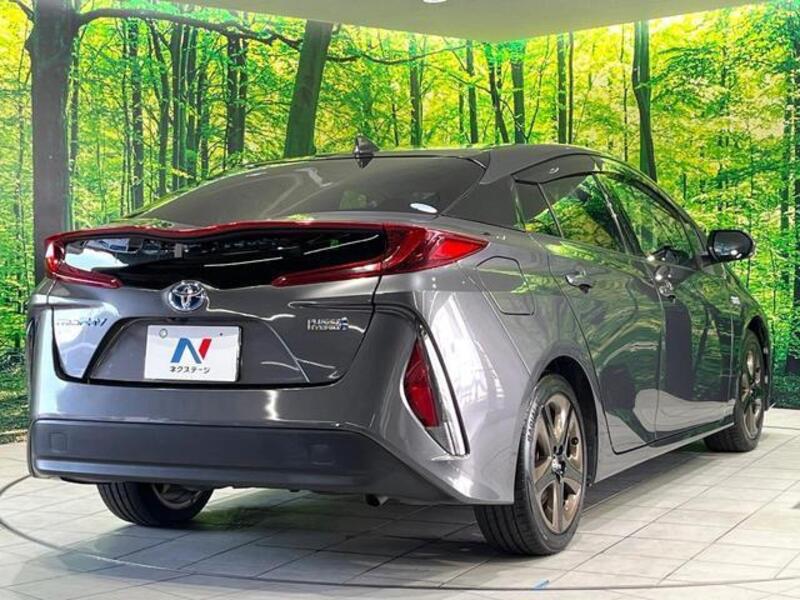 PRIUS PHV