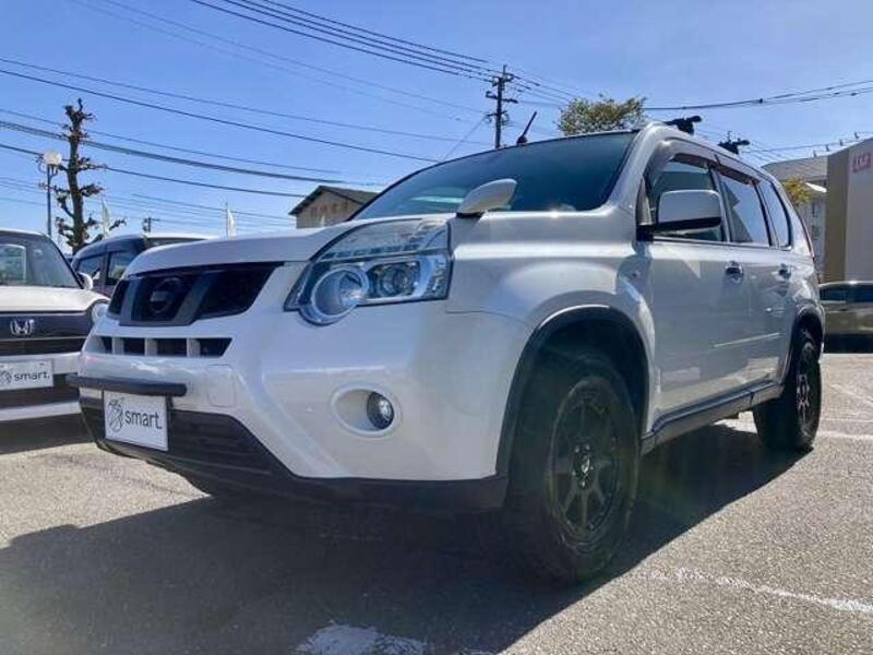 X-TRAIL