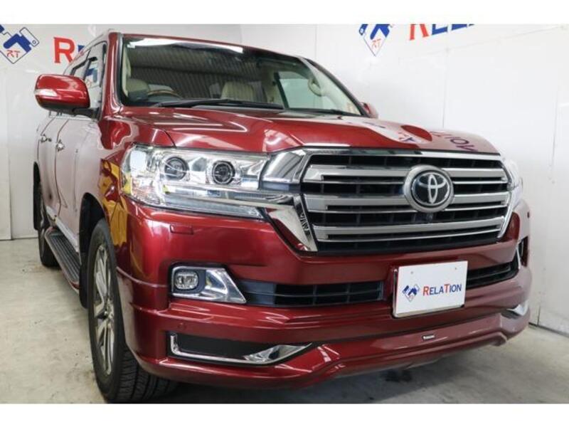 TOYOTA LAND CRUISER