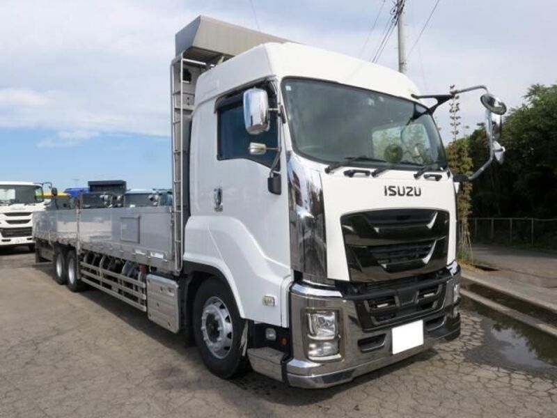 ISUZU GIGA