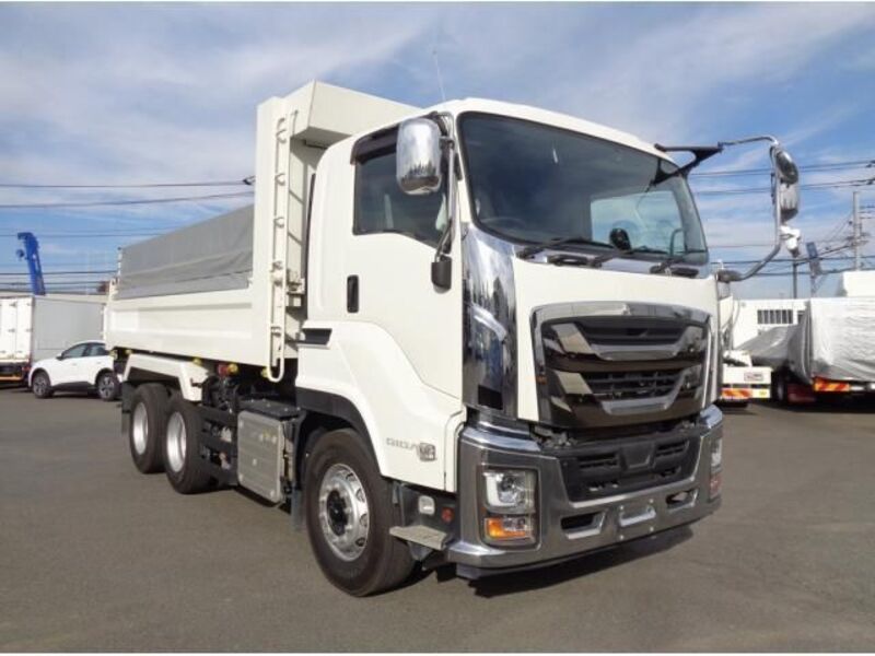 ISUZU GIGA