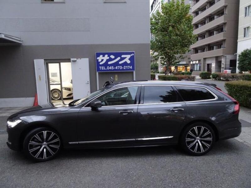 V90