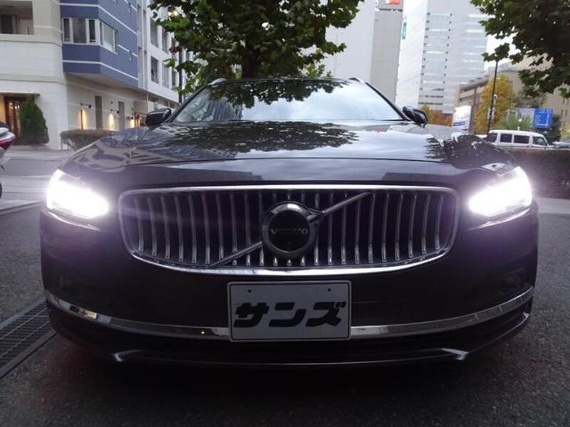 V90