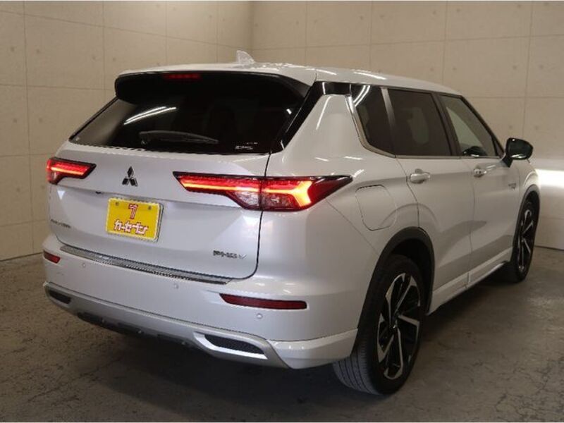 OUTLANDER PHEV