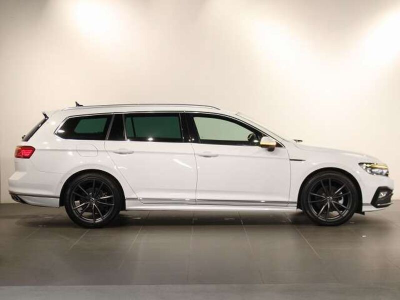 PASSAT VARIANT