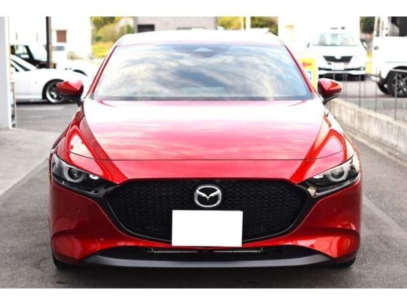 MAZDA3