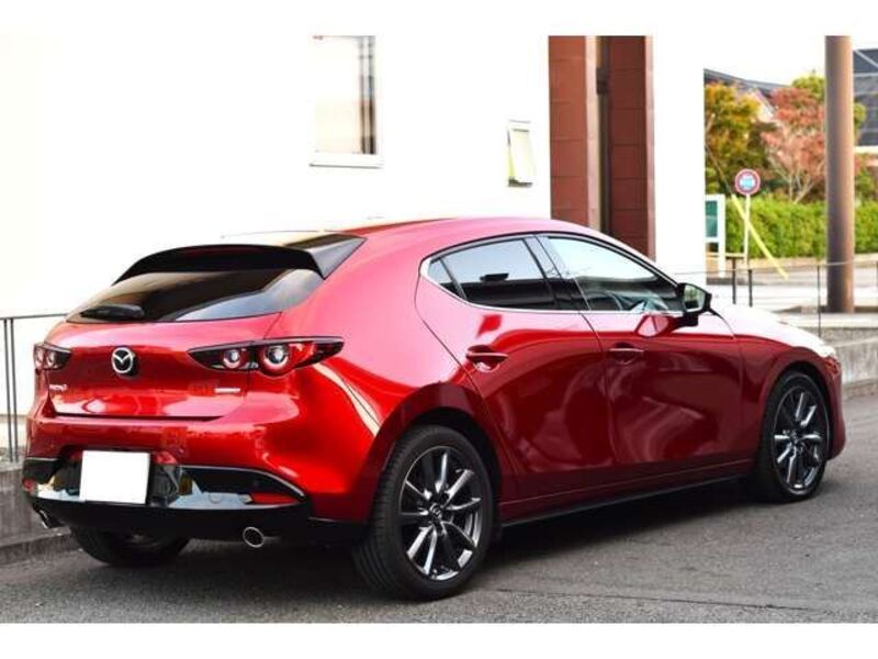 MAZDA3