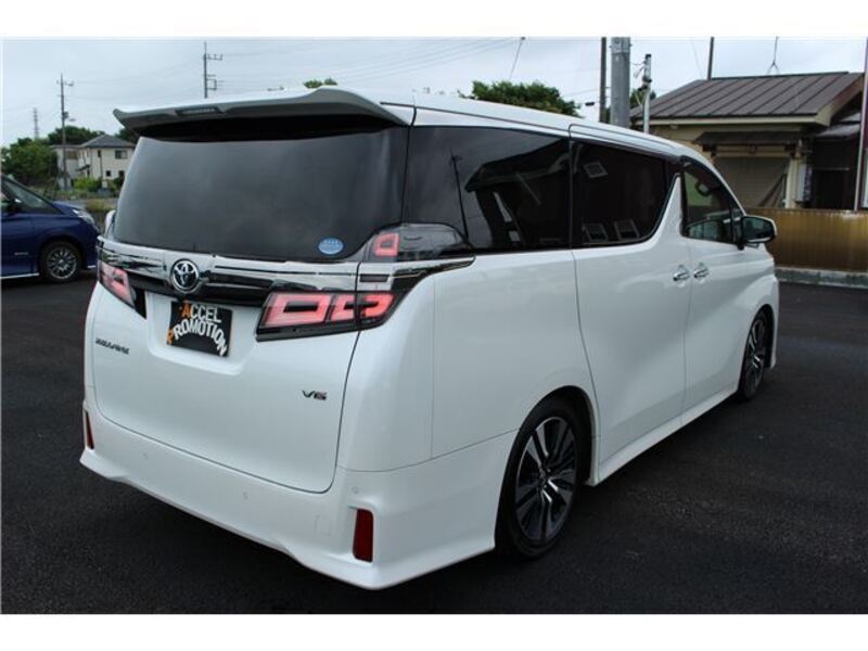 VELLFIRE