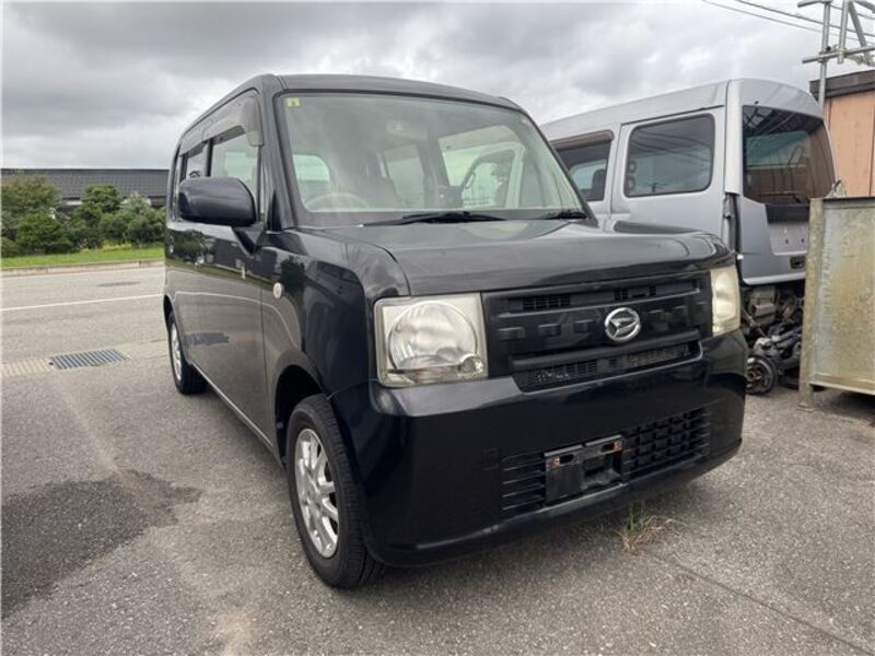 DAIHATSU MOVE CONTE