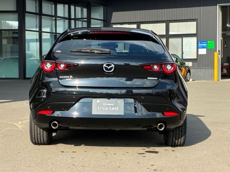 MAZDA3