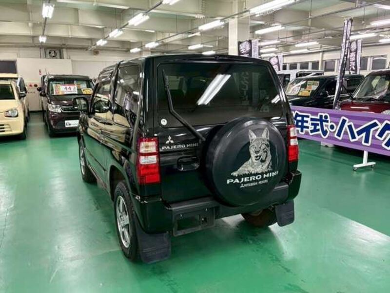 PAJERO MINI