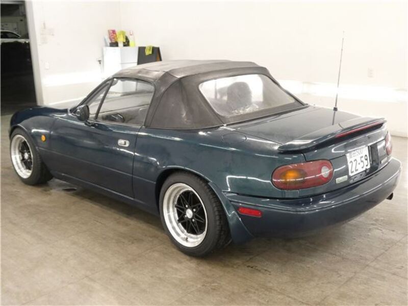 EUNOS ROADSTER