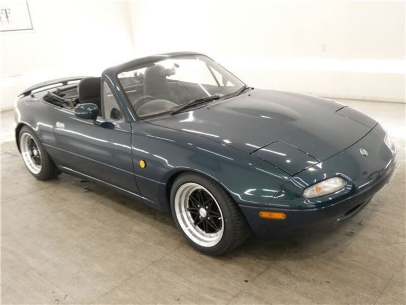 EUNOS ROADSTER