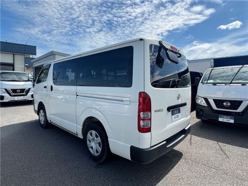 HIACE VAN