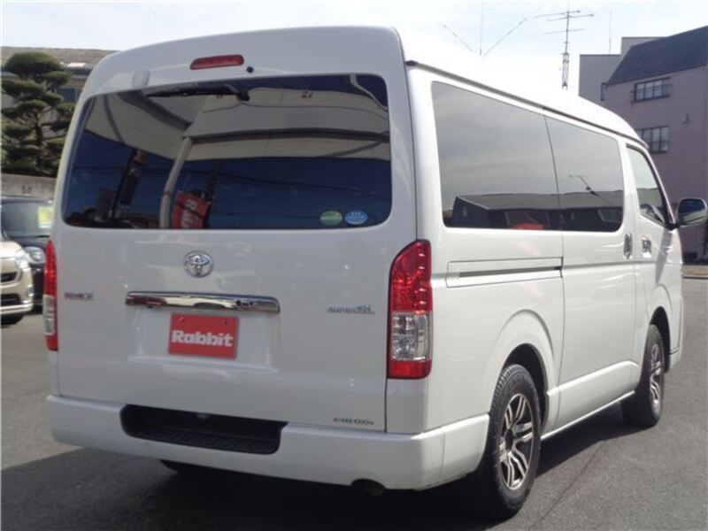 HIACE
