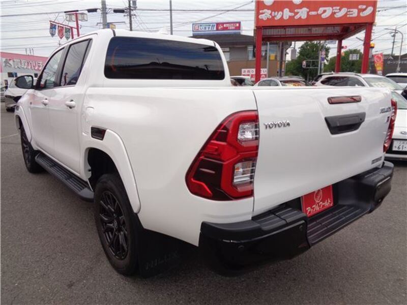 HILUX