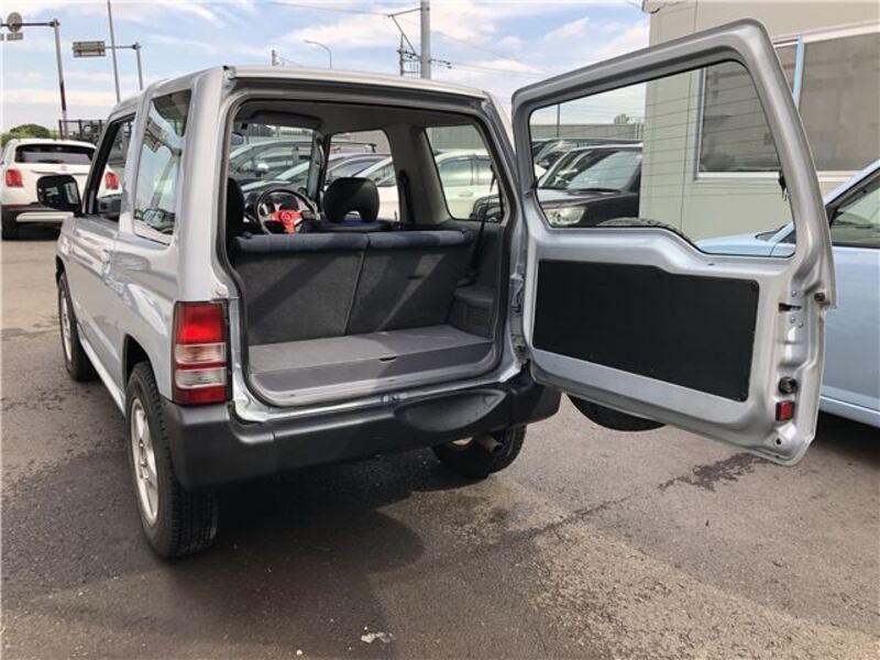 PAJERO MINI