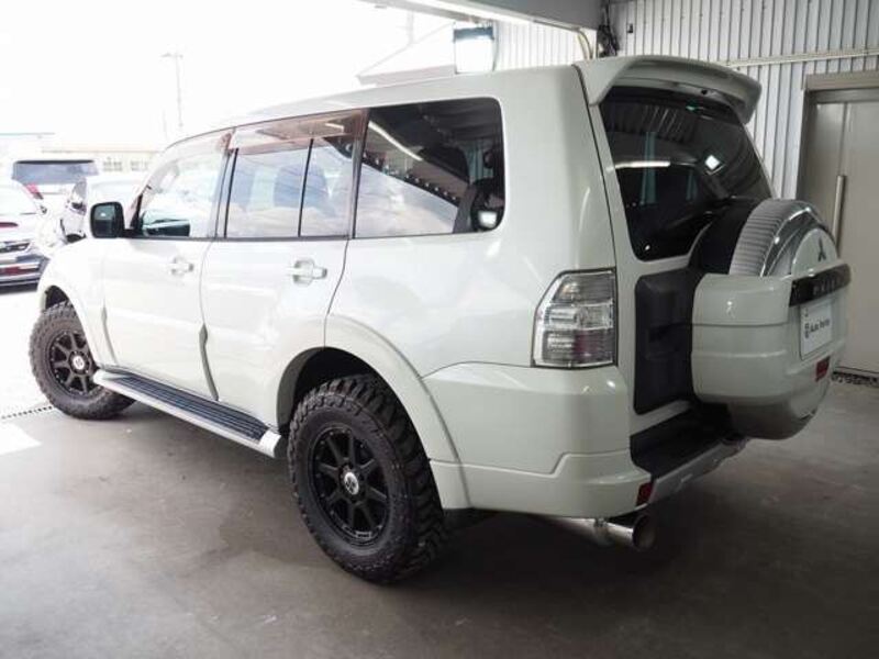 PAJERO