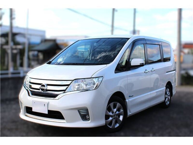 NISSAN SERENA