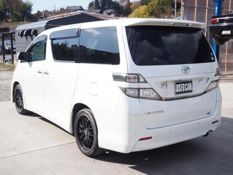 VELLFIRE