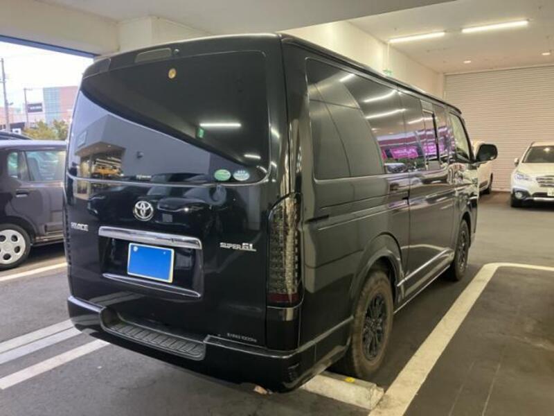 HIACE VAN