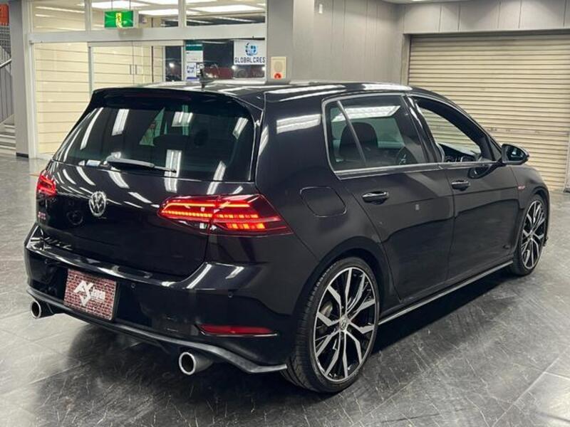 GOLF GTI