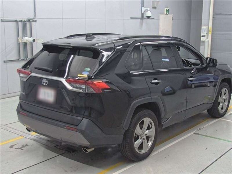 RAV4