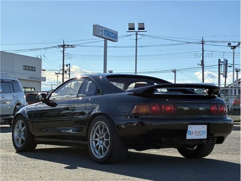 MR2