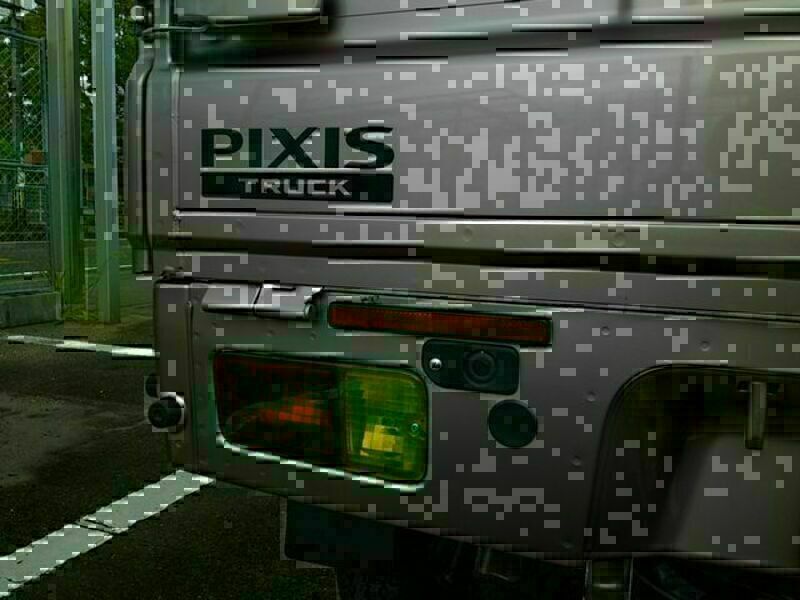 PIXIS TRUCK-6