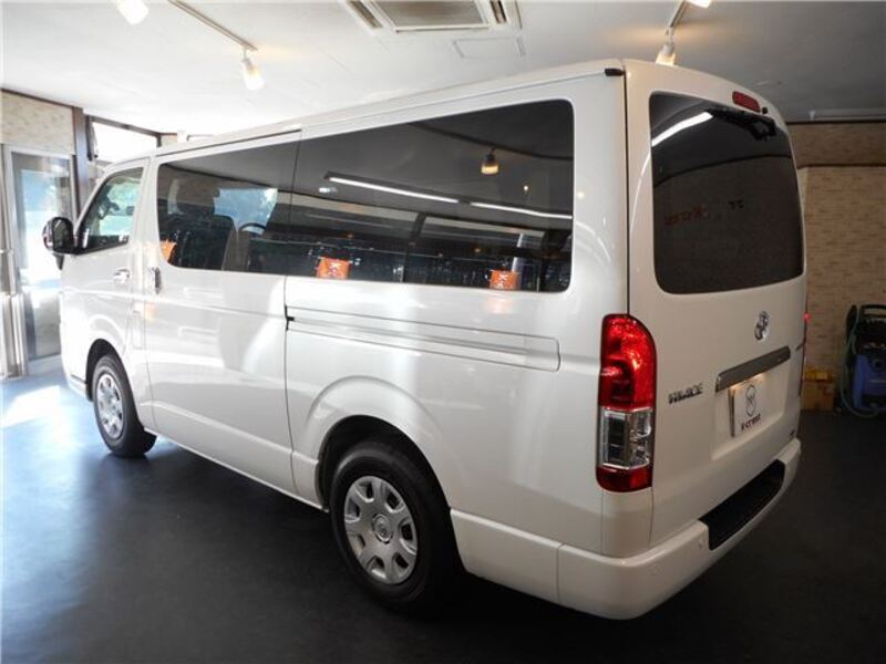 HIACE