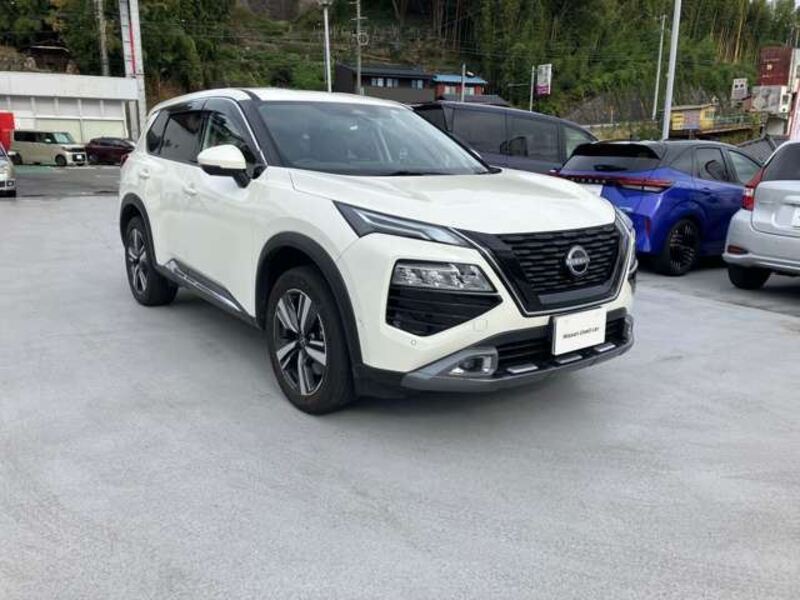 X-TRAIL