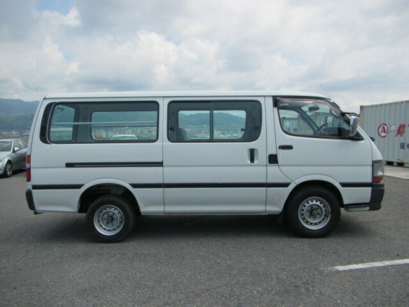 HIACE VAN