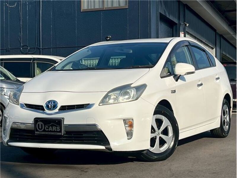 TOYOTA PRIUS PHV
